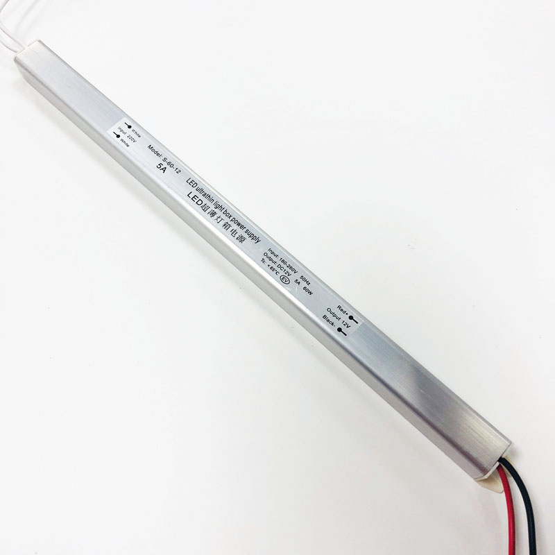 Bo-nguon-den-led-12V-5A.jpg