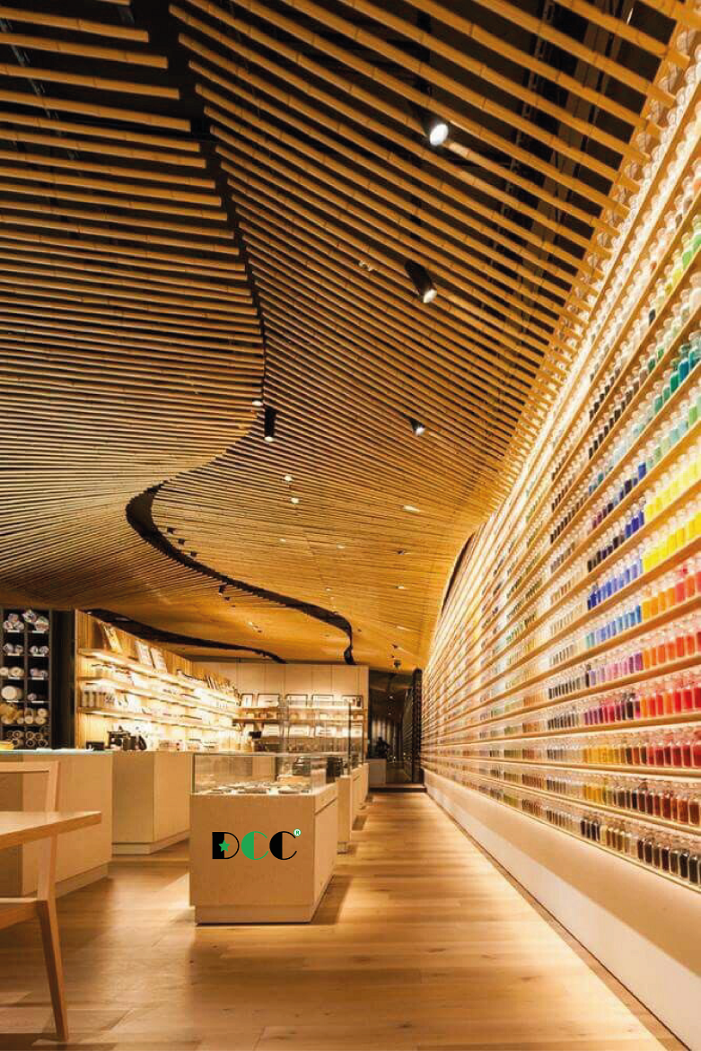 Den-roi-ray-dung-cho-showroom-DCC.png